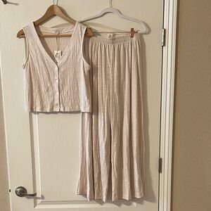 Z Supply Solace Textured Cream Top and Scout bottom set in whisper white